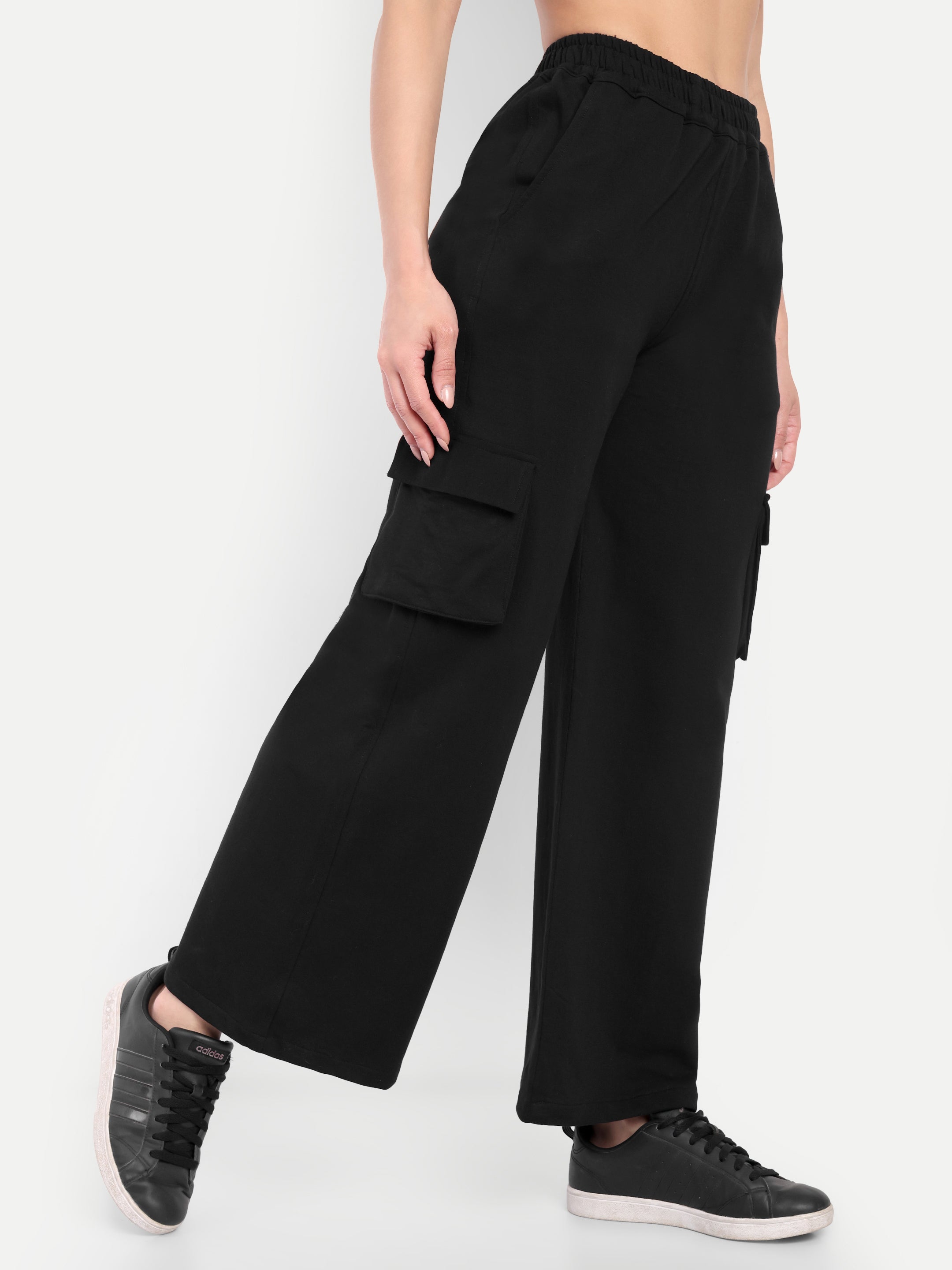 Women Solid Track Pants
