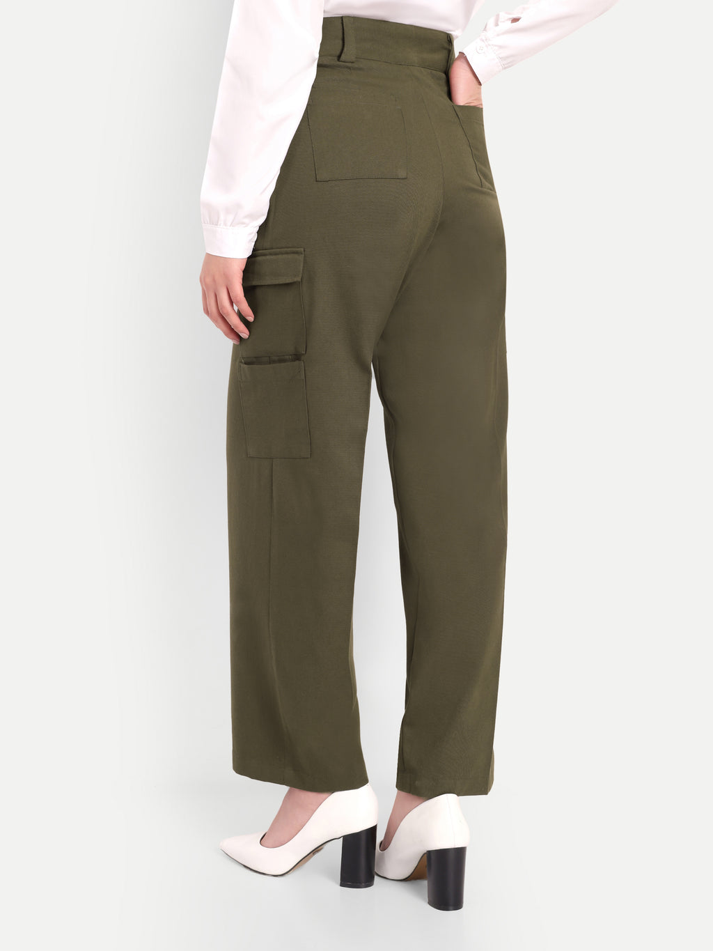 Women Olive Green High-Rise Straight Fit Cargo Trousers